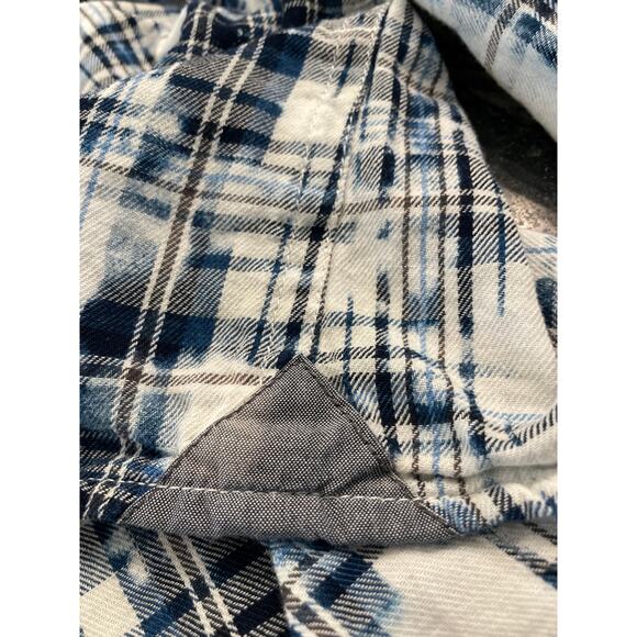 Buckle Pearl Snap navy plaid and bleach distressed Western Shirt LG 100% Cotton - Picture 5 of 9